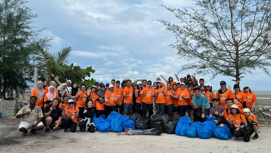 Vitahealth Beach Cleanup (5)